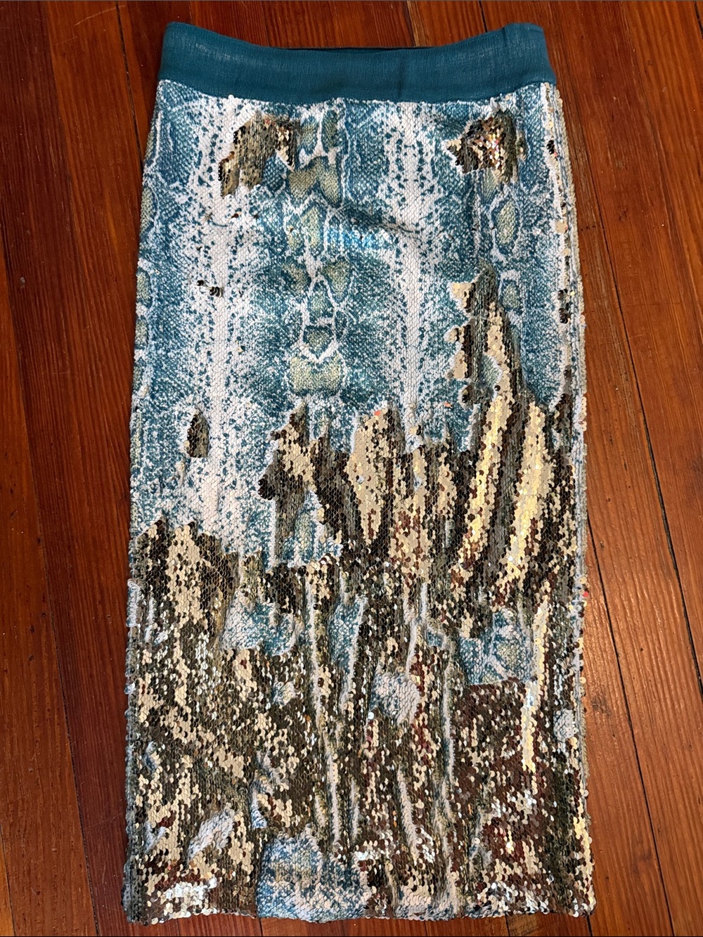 Le Superbe Sequin Midi Skirt in Teal, Gold & Cream size small - Picture 2 of 4